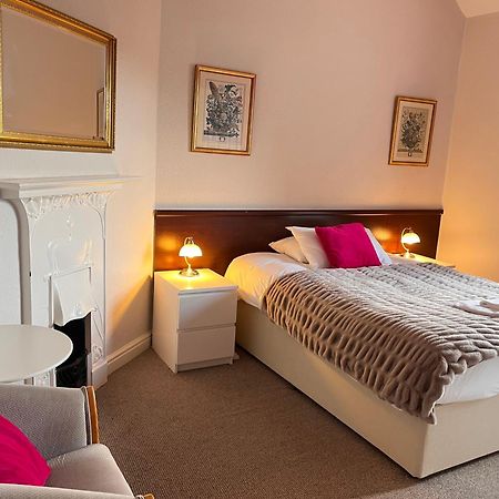 The Beechwood Bed & Breakfast Leeds  Luaran gambar