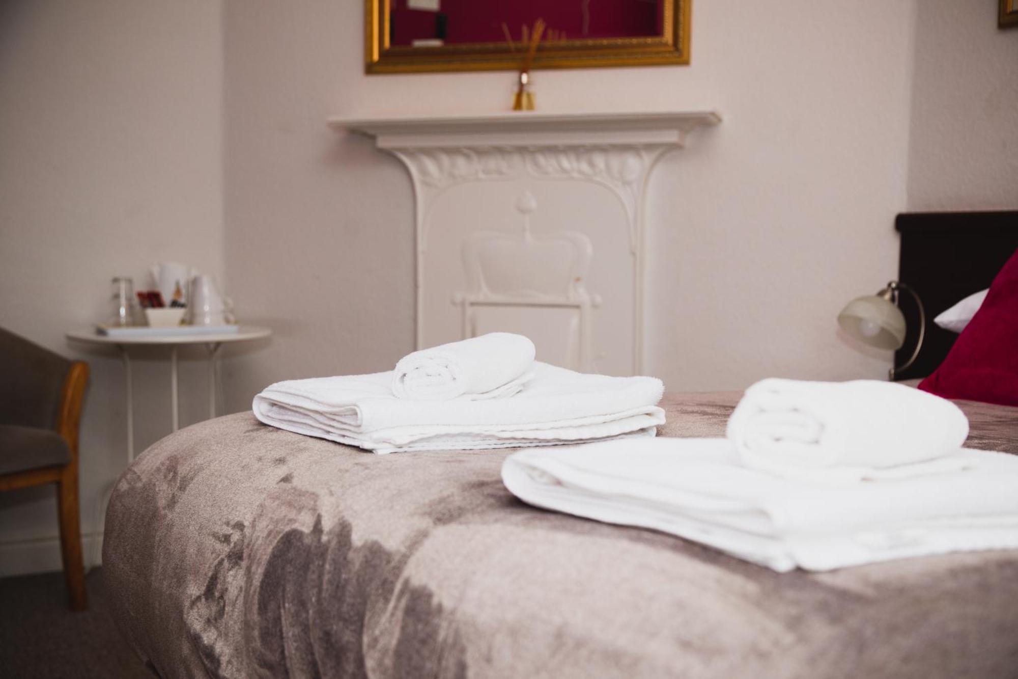 The Beechwood Bed & Breakfast Leeds  Luaran gambar