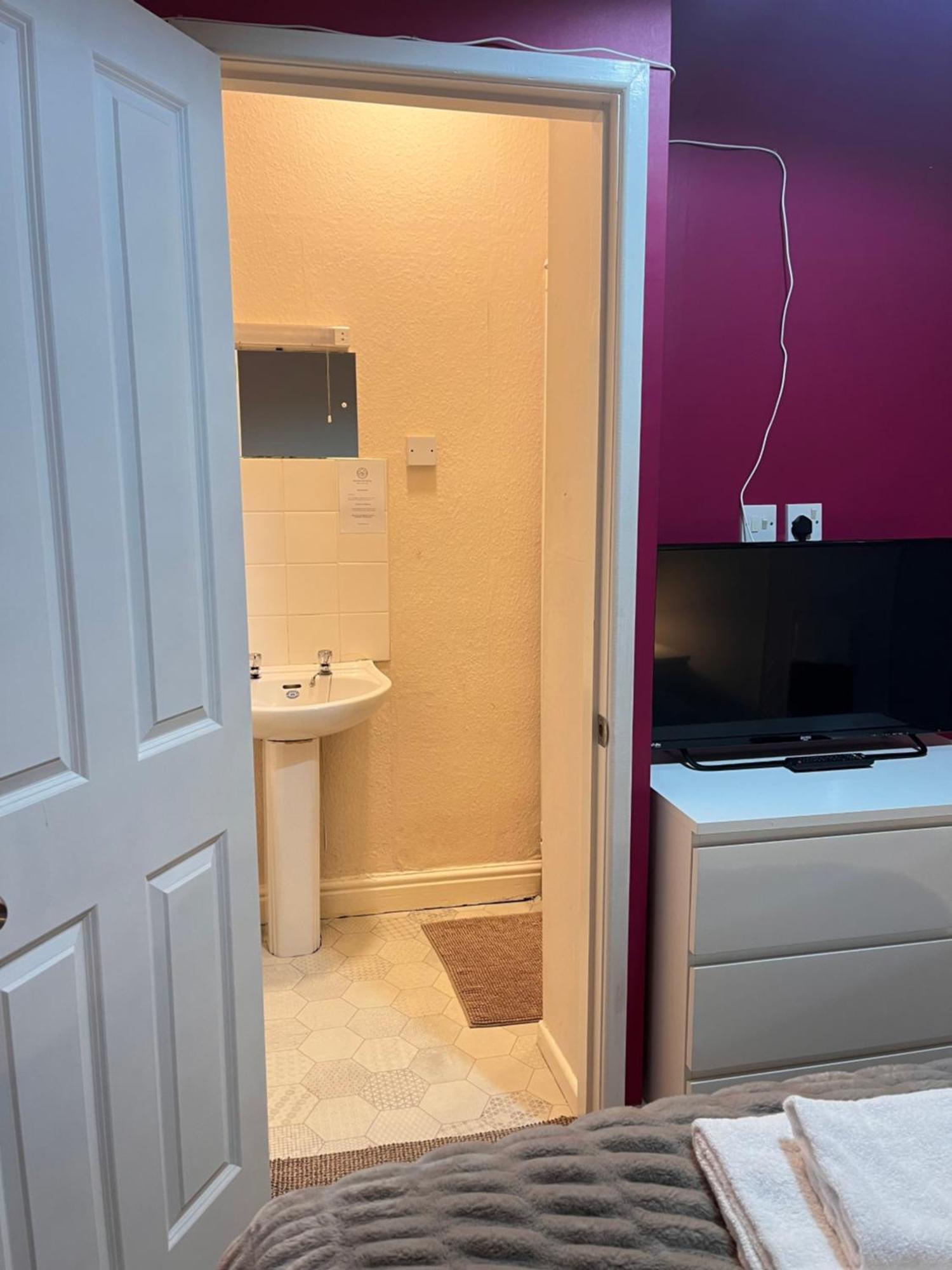The Beechwood Bed & Breakfast Leeds  Luaran gambar